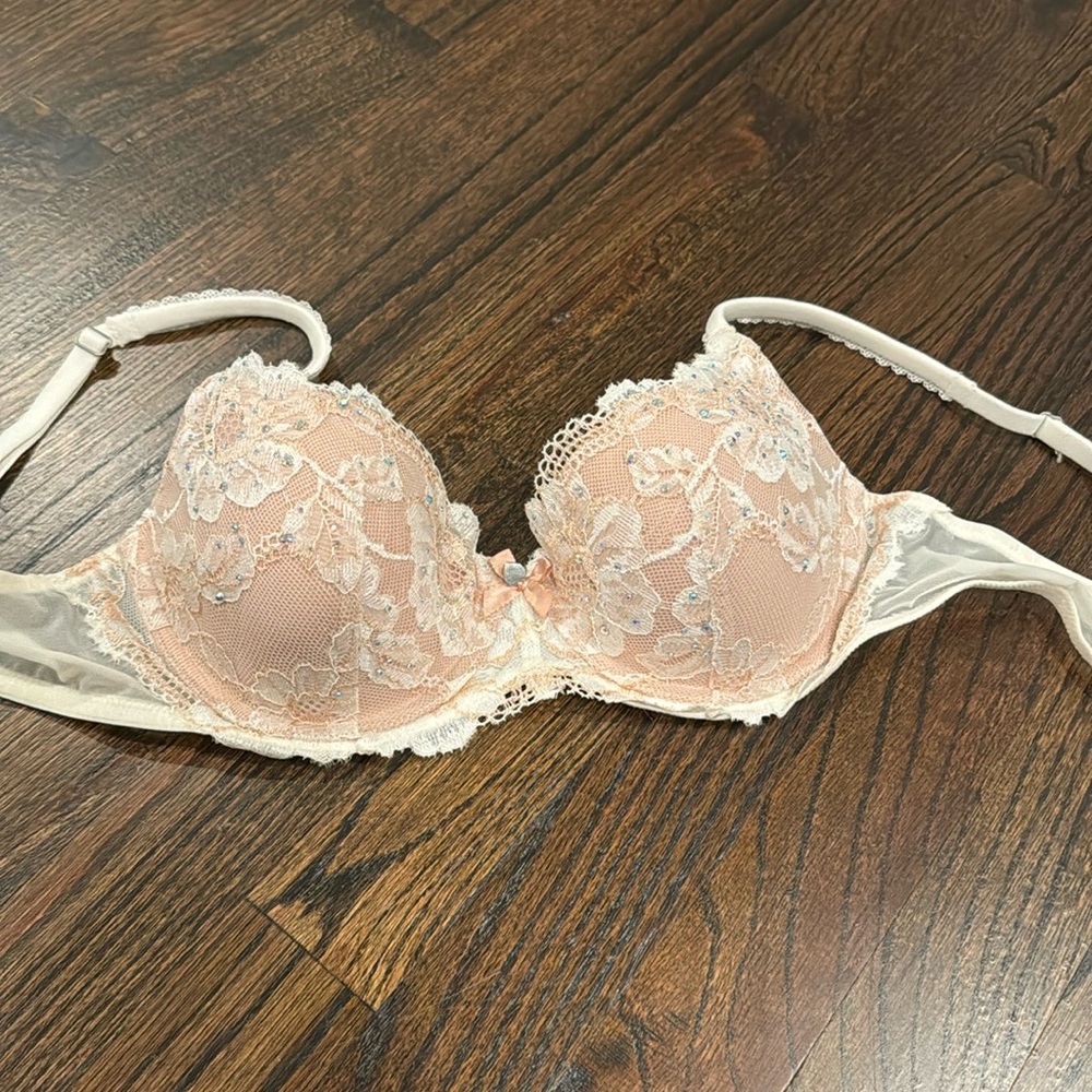 Victoria’s Secret lingerie rhinestone bra